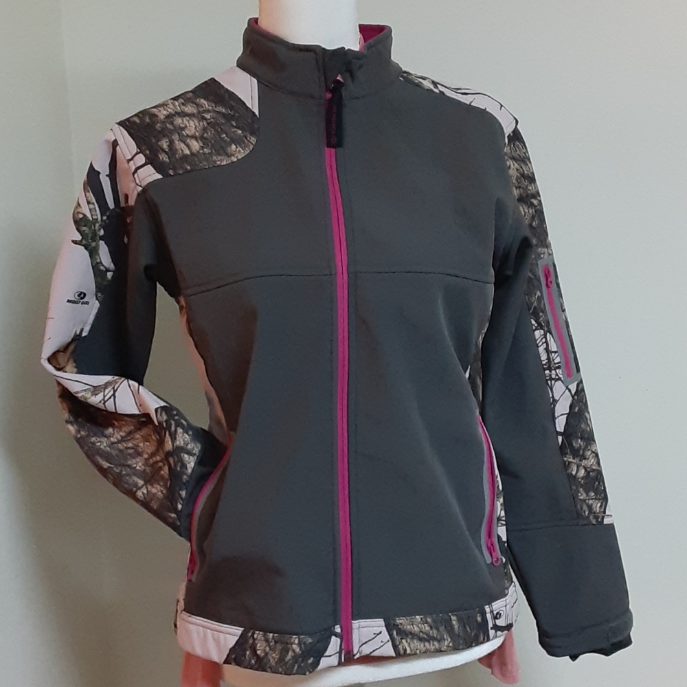 Pink Camo Jacket by Mossy Oak